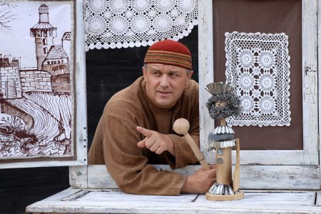 Opowieści Starego Kredensu - Teatr Pod Orzełkiem