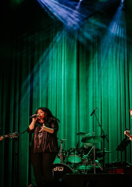 Koncert przy Lampce: "Puste Biuro"