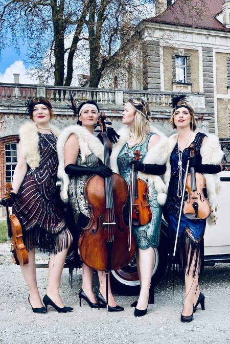 Kino, Broadway i Varieté - rewia muzyczna w stylu glamour