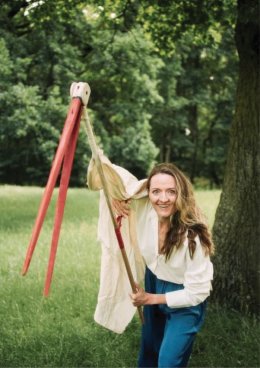 Mała Scena Sezamu: „A wiosenka na płocie w tej zielonej kapocie” - Teatr MOZAIKA