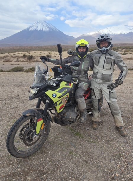 Tam, gdzie kończy się droga. Motocyklami (prawie) dookoła świata: spotkanie globtroterów