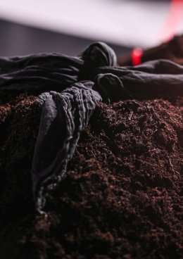 Ceremonia teMenos/laMent – Galeria Teatru Korez