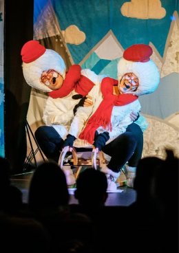 „Ślady na śniegu” – spektakl dla dzieci